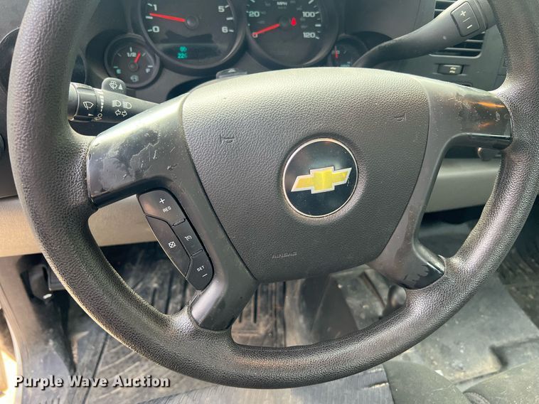 image for item NA9058 2011 Chevrolet Silverado 1500  Access Cab pickup truck