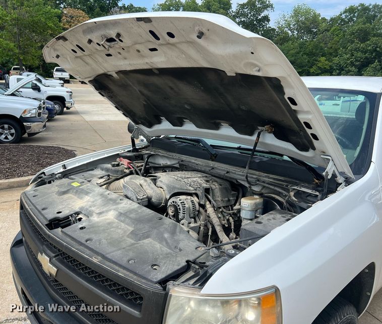 image for item NA9058 2011 Chevrolet Silverado 1500  Access Cab pickup truck