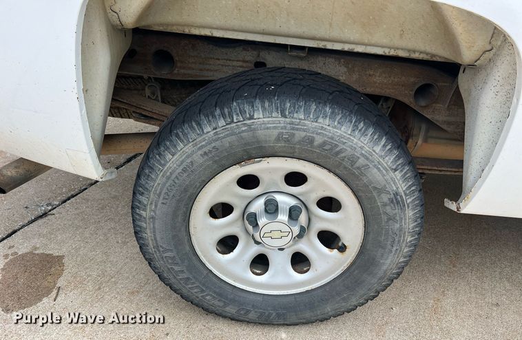 image for item NA9058 2011 Chevrolet Silverado 1500  Access Cab pickup truck