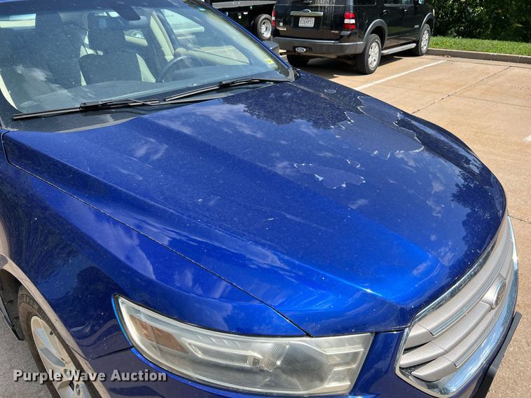 image for item NA9060 2013 Ford Taurus