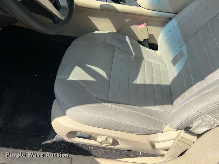 image for item NA9060 2013 Ford Taurus