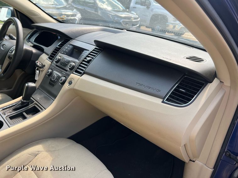 image for item NA9060 2013 Ford Taurus