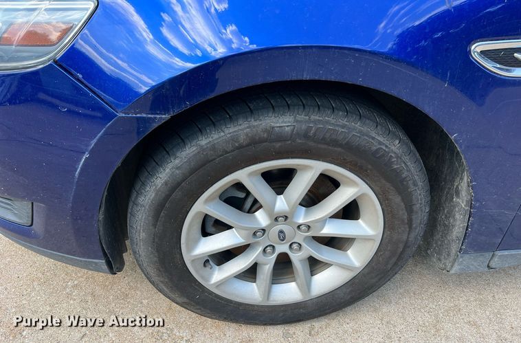 image for item NA9060 2013 Ford Taurus