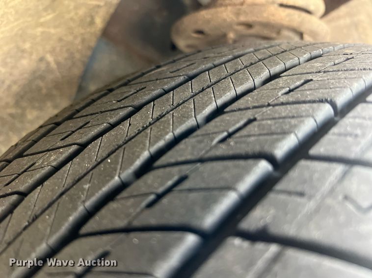 image for item NA9060 2013 Ford Taurus