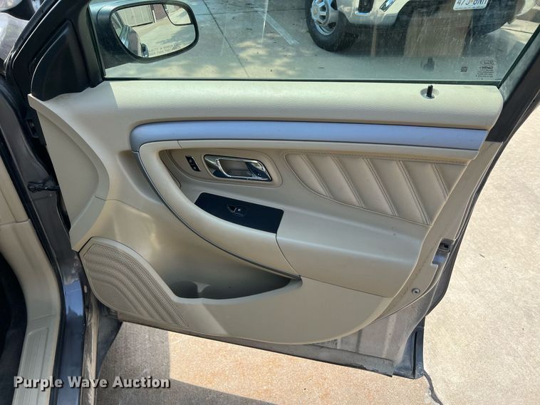 image for item NA9061 2014 Ford Taurus