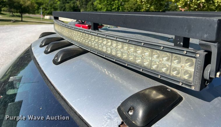 image for item NA9063 1999 Chevrolet C6500  pickup truck