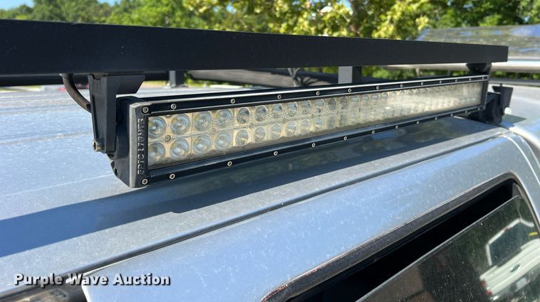 image for item NA9063 1999 Chevrolet C6500  pickup truck