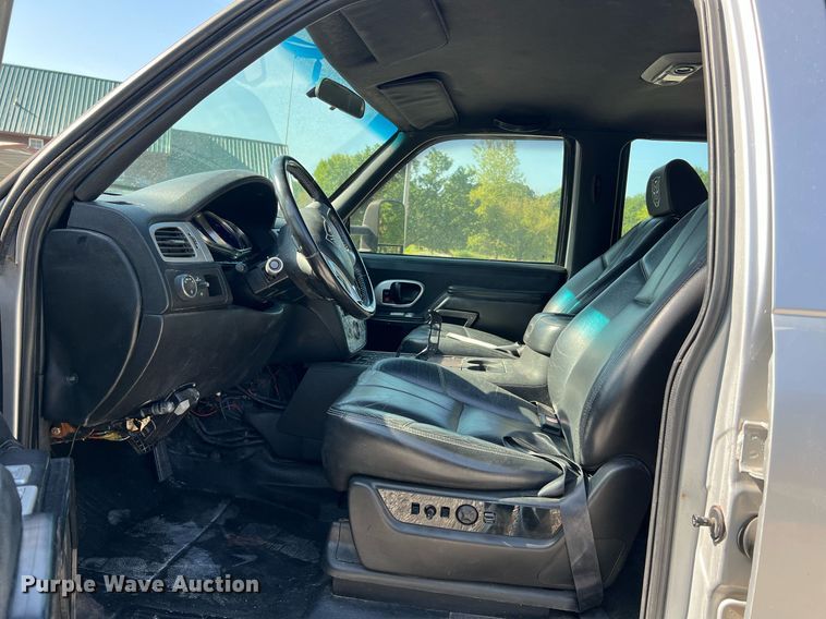 image for item NA9063 1999 Chevrolet C6500  pickup truck