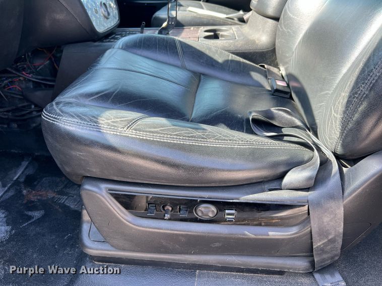 image for item NA9063 1999 Chevrolet C6500  pickup truck