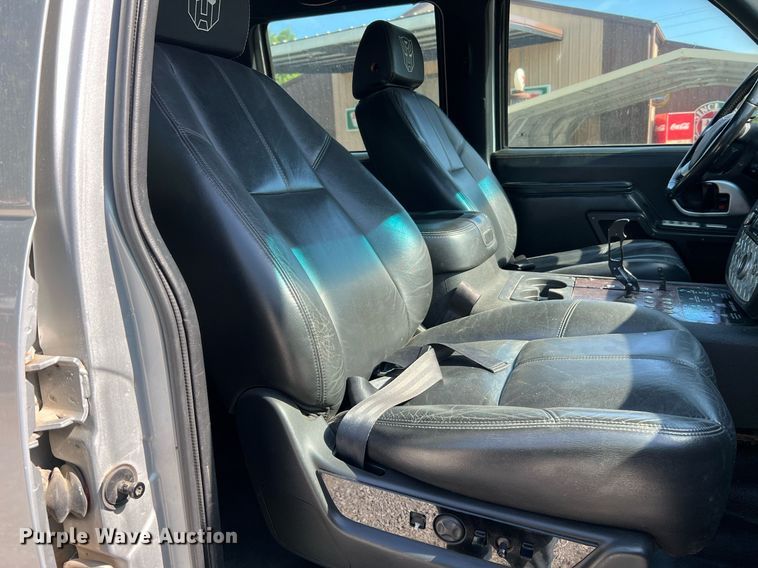 image for item NA9063 1999 Chevrolet C6500  pickup truck