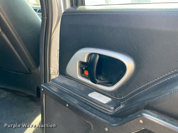 image for item NA9063 1999 Chevrolet C6500  pickup truck