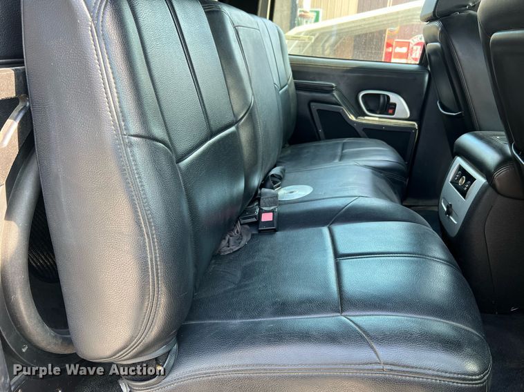 image for item NA9063 1999 Chevrolet C6500  pickup truck