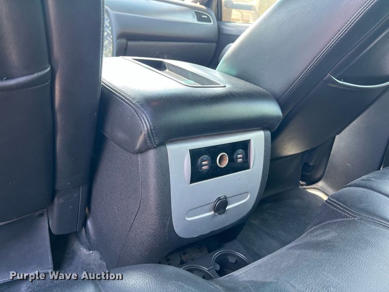 image for item NA9063 1999 Chevrolet C6500  pickup truck