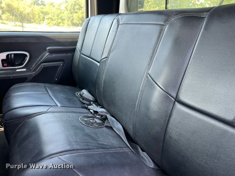 image for item NA9063 1999 Chevrolet C6500  pickup truck