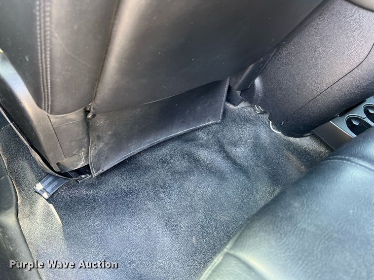 image for item NA9063 1999 Chevrolet C6500  pickup truck