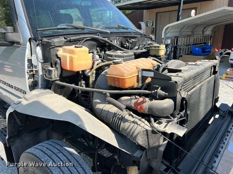 image for item NA9063 1999 Chevrolet C6500  pickup truck