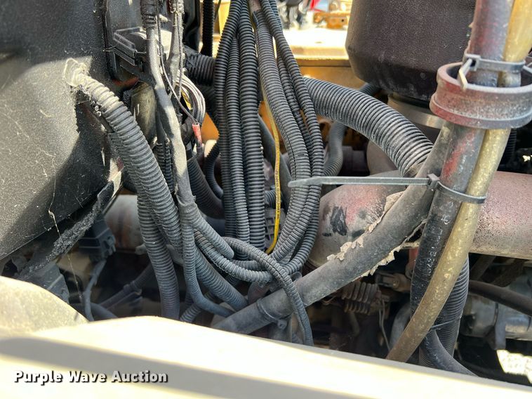 image for item NA9063 1999 Chevrolet C6500  pickup truck