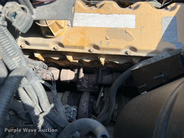 image for item NA9063 1999 Chevrolet C6500  pickup truck