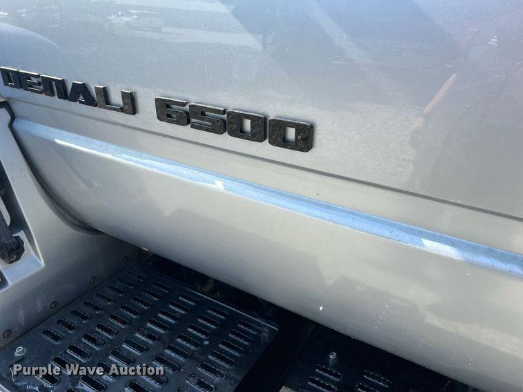 image for item NA9063 1999 Chevrolet C6500  pickup truck