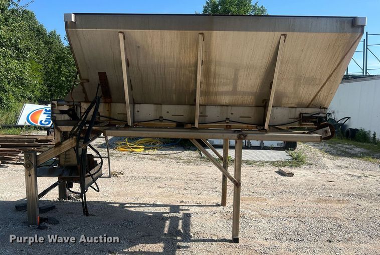 image for item NA9064 Salt spreader