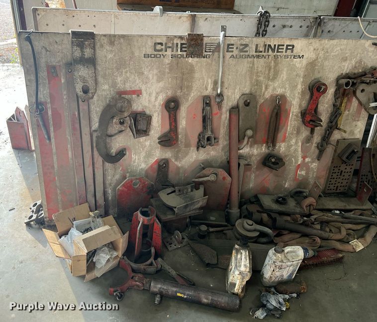 image for item NA9071 Chief EZ-Liner  frame straightener