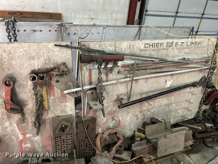 image for item NA9071 Chief EZ-Liner  frame straightener