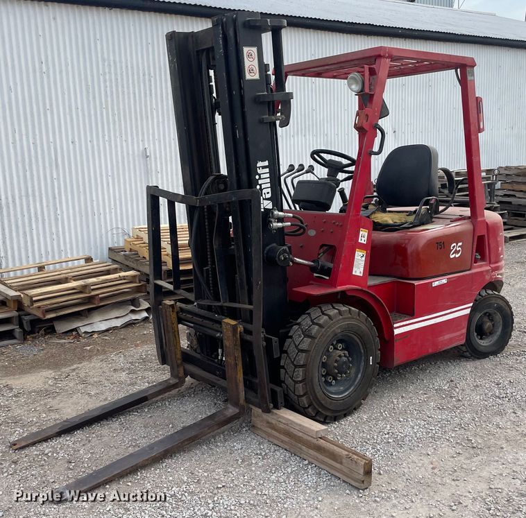 image for item NH9748 Tailift FG25P-GML  forklift