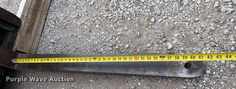 image for item NH9748 Tailift FG25P-GML  forklift