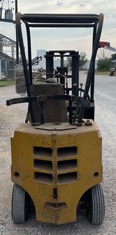 image for item NH9749 Yale G82P-025-HFS  forklift