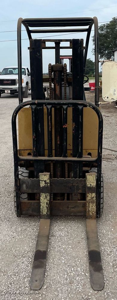 image for item NH9749 Yale G82P-025-HFS  forklift