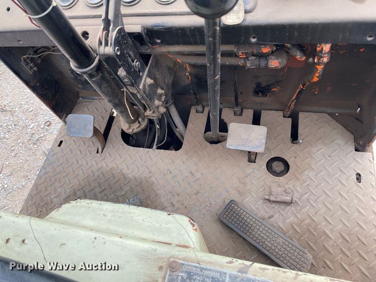 image for item NH9749 Yale G82P-025-HFS  forklift