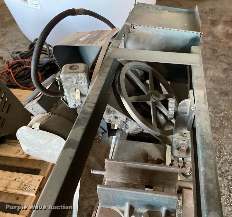 image for item NH9753 Kalamazoo 610D  metal band saw