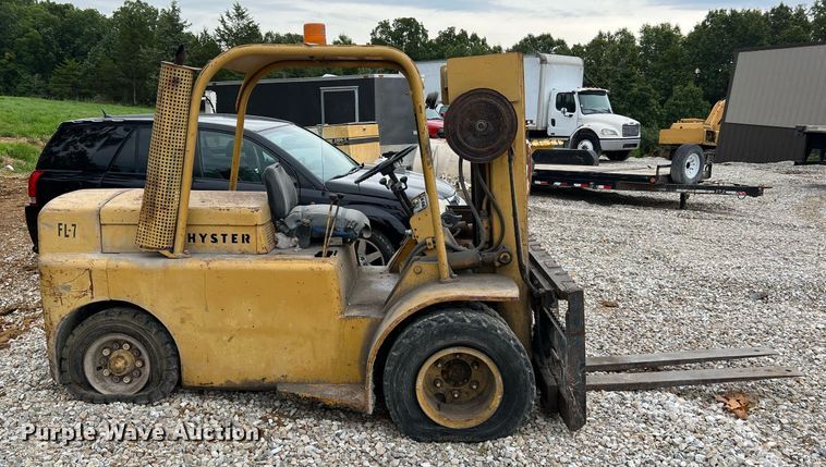 image for item NI9004 Hyster FL-7  forklift