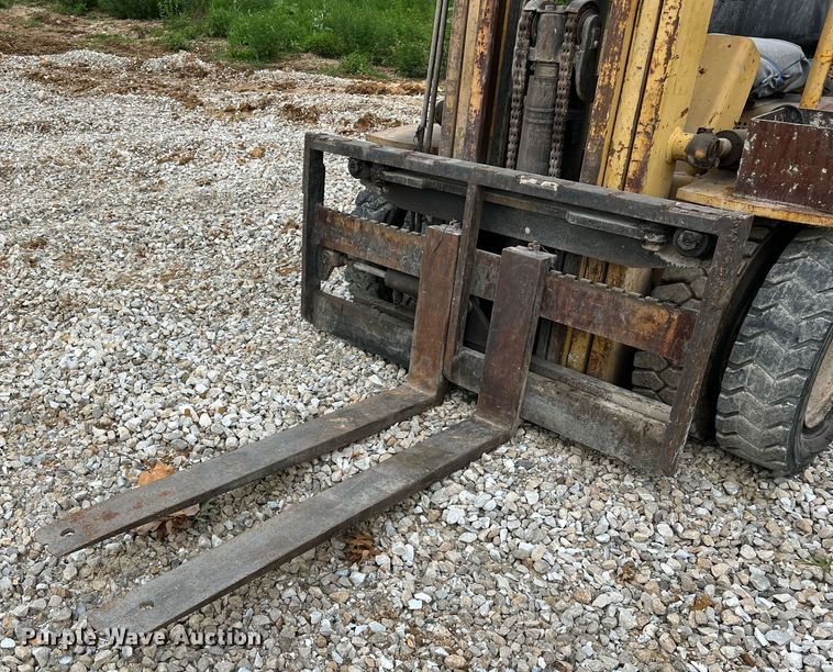 image for item NI9004 Hyster FL-7  forklift