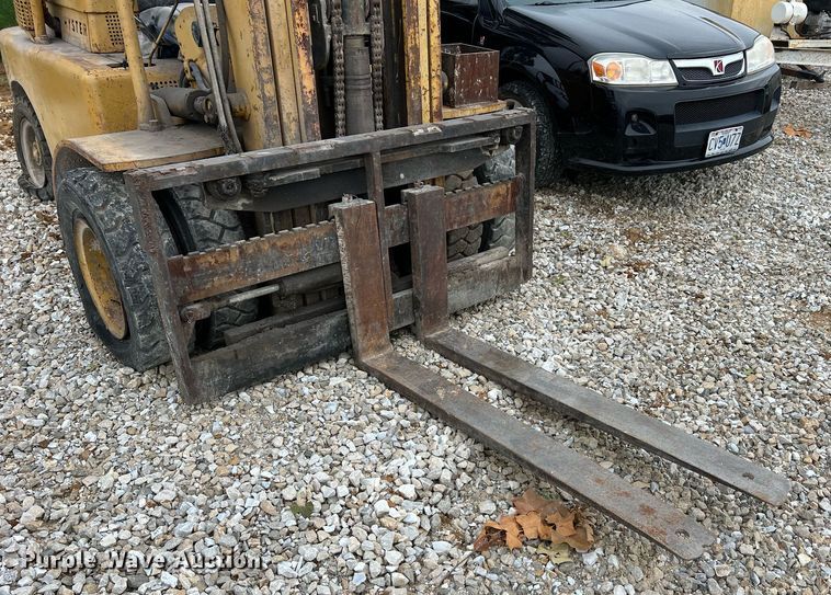 image for item NI9004 Hyster FL-7  forklift