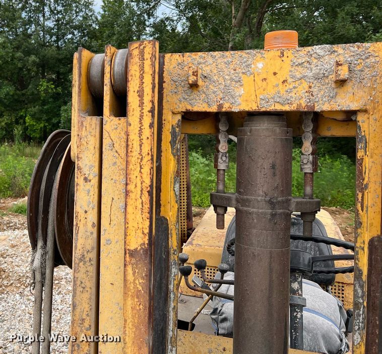 image for item NI9004 Hyster FL-7  forklift