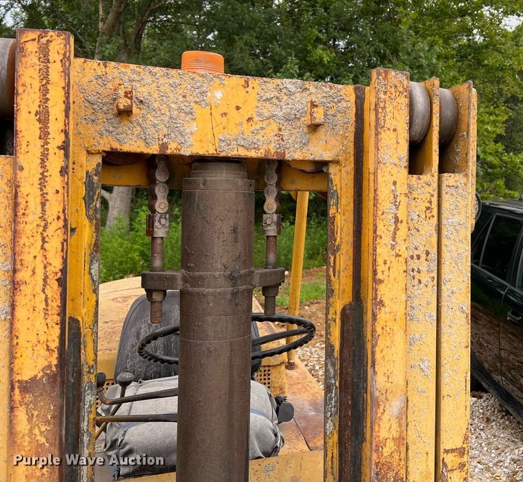 image for item NI9004 Hyster FL-7  forklift