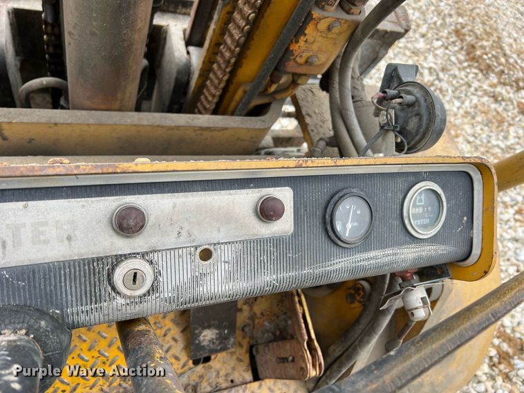 image for item NI9004 Hyster FL-7  forklift