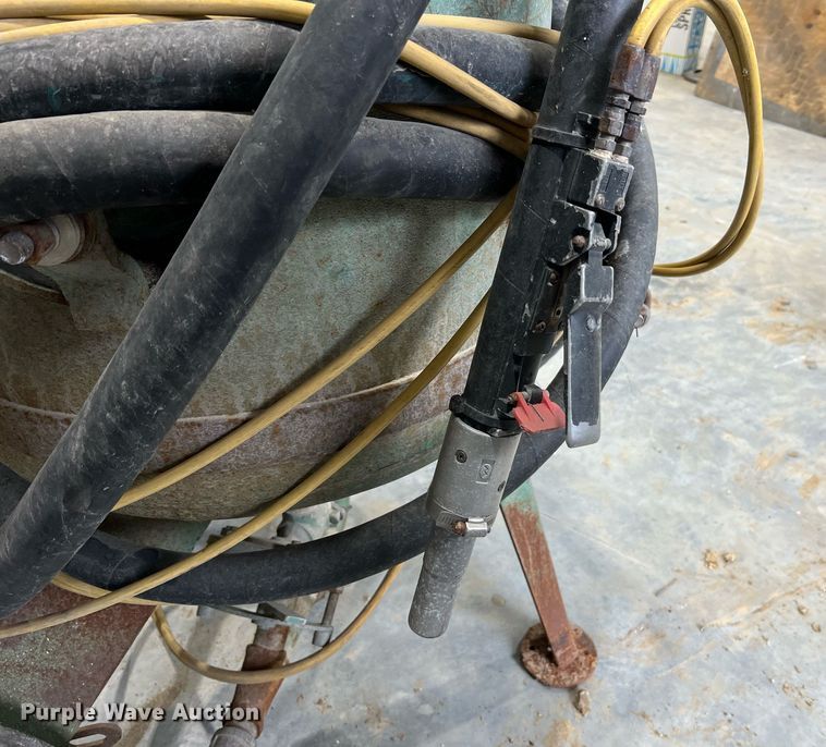 image for item NI9006 Clemco SCWB-2452  sandblaster