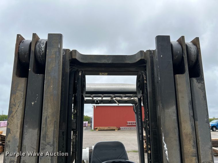 image for item NL9390 1998 Caterpillar GP30  forklift