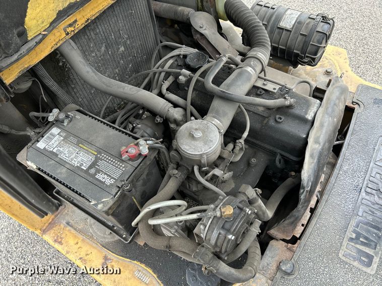 image for item NL9390 1998 Caterpillar GP30  forklift