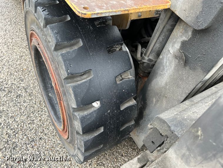 image for item NL9390 1998 Caterpillar GP30  forklift