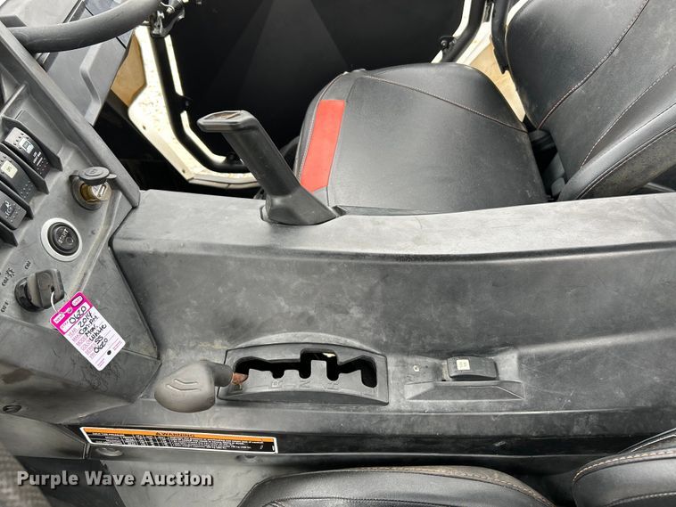 image for item NL9393 2014 Can-Am Maverick Max XRS  utility vehicle