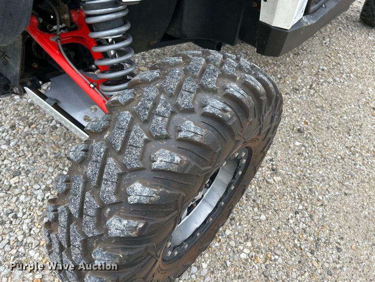 image for item NL9393 2014 Can-Am Maverick Max XRS  utility vehicle