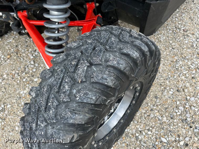 image for item NL9393 2014 Can-Am Maverick Max XRS  utility vehicle