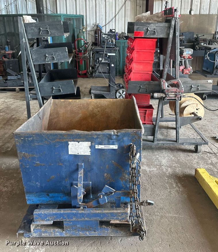 image for item NM9457 Tools