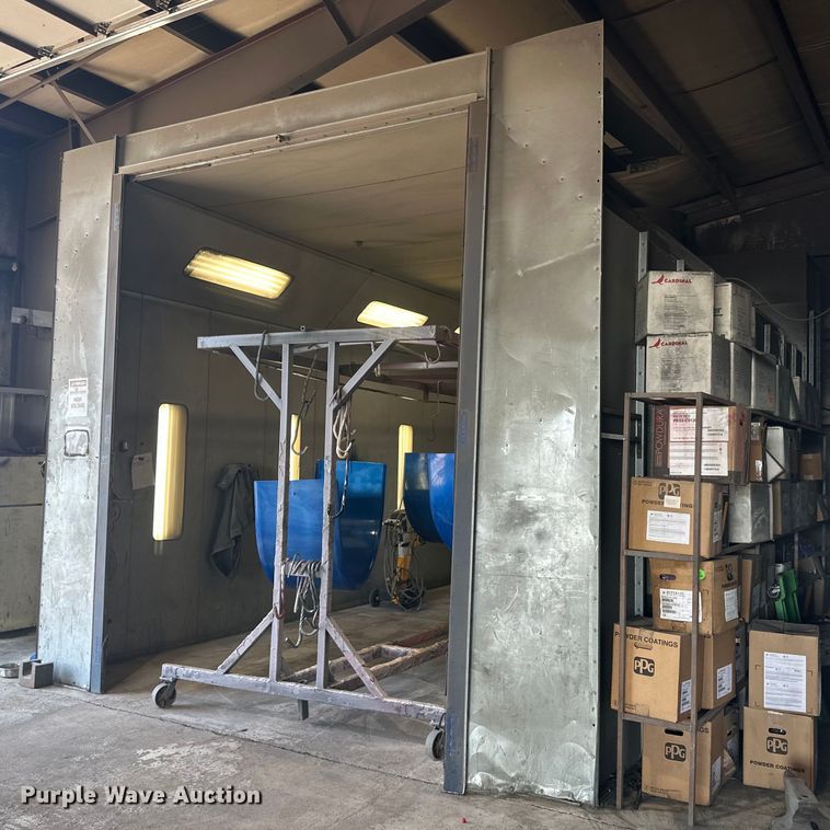 image for item NM9460 Paint booth