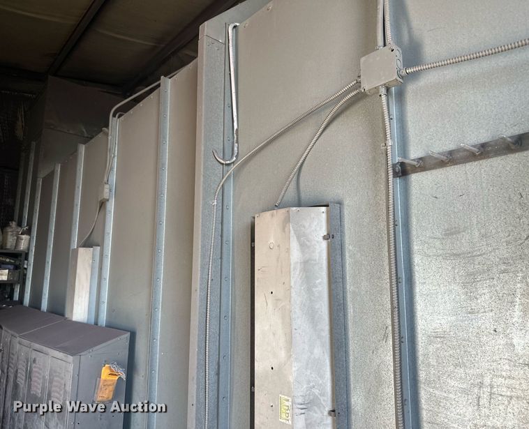 image for item NM9460 Paint booth