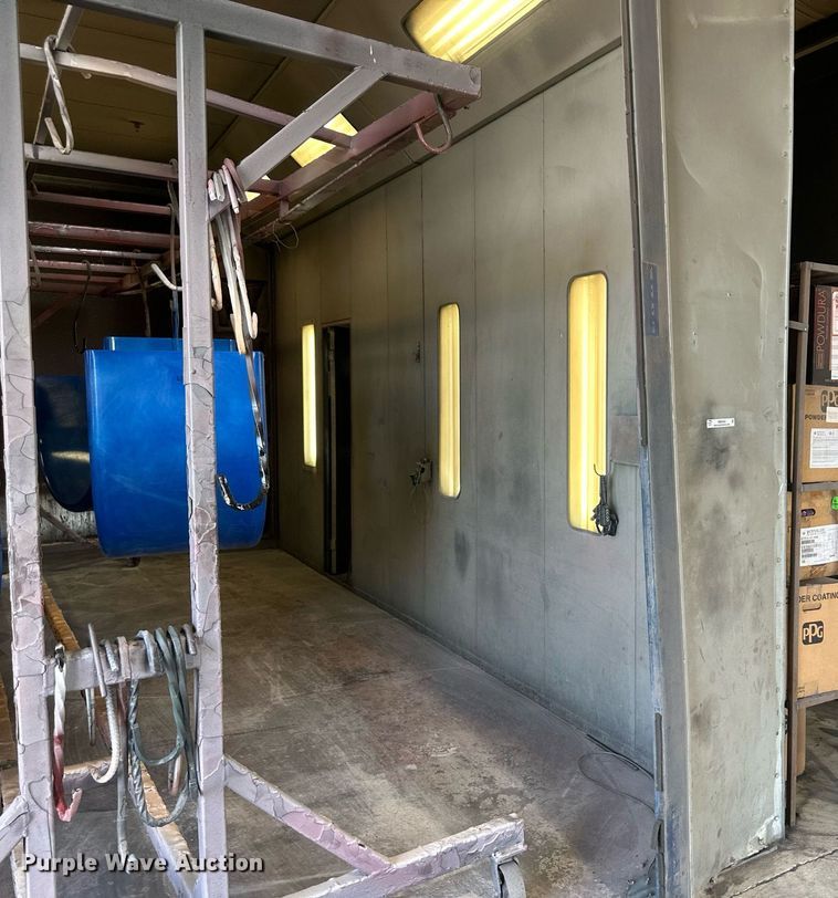 image for item NM9460 Paint booth