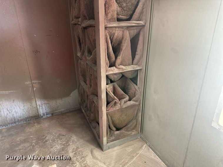 image for item NM9460 Paint booth